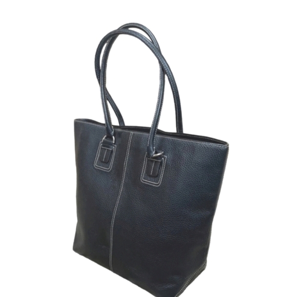 Tod's Handbags - Authentic Tod's Black Leather Tote Handbag. Large.